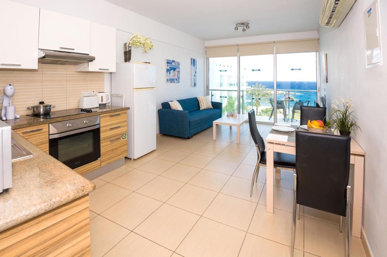 Gabriela - Coralli Beachfront Apartment Πρωταράς Εξωτερικό φωτογραφία